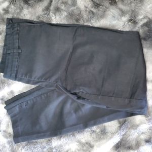 H&M black capris, small